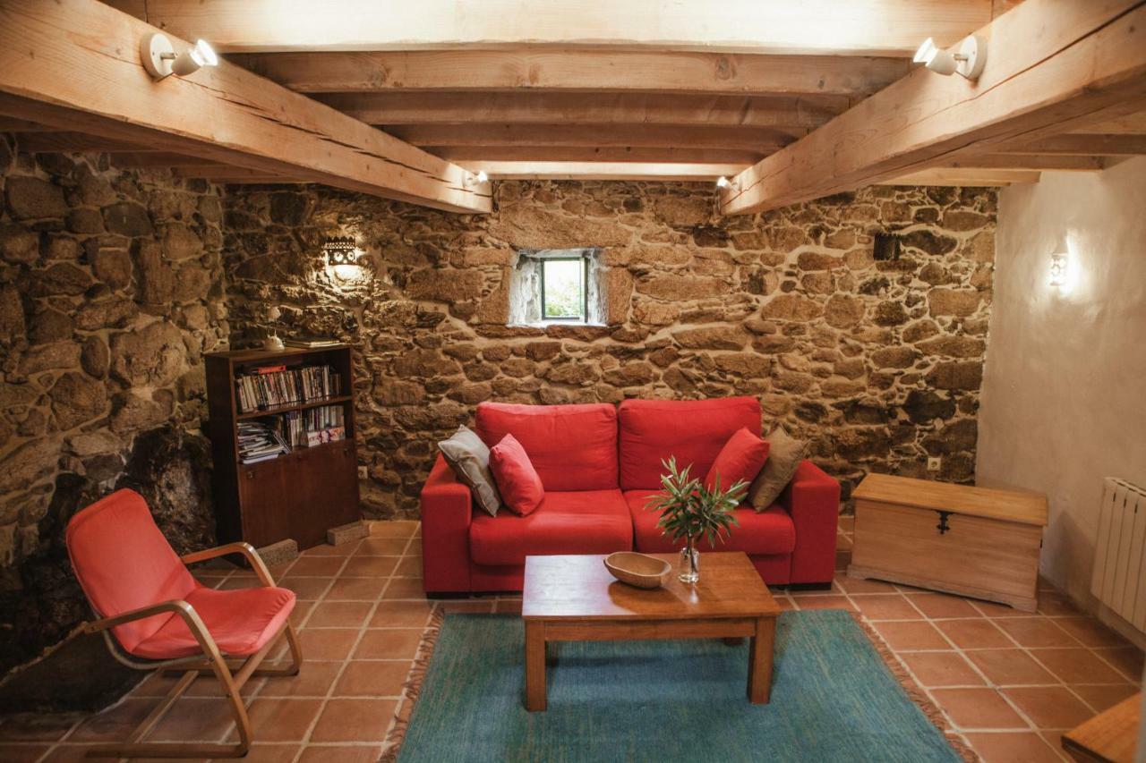 O Curralino Guest House Vilacoba Luaran gambar