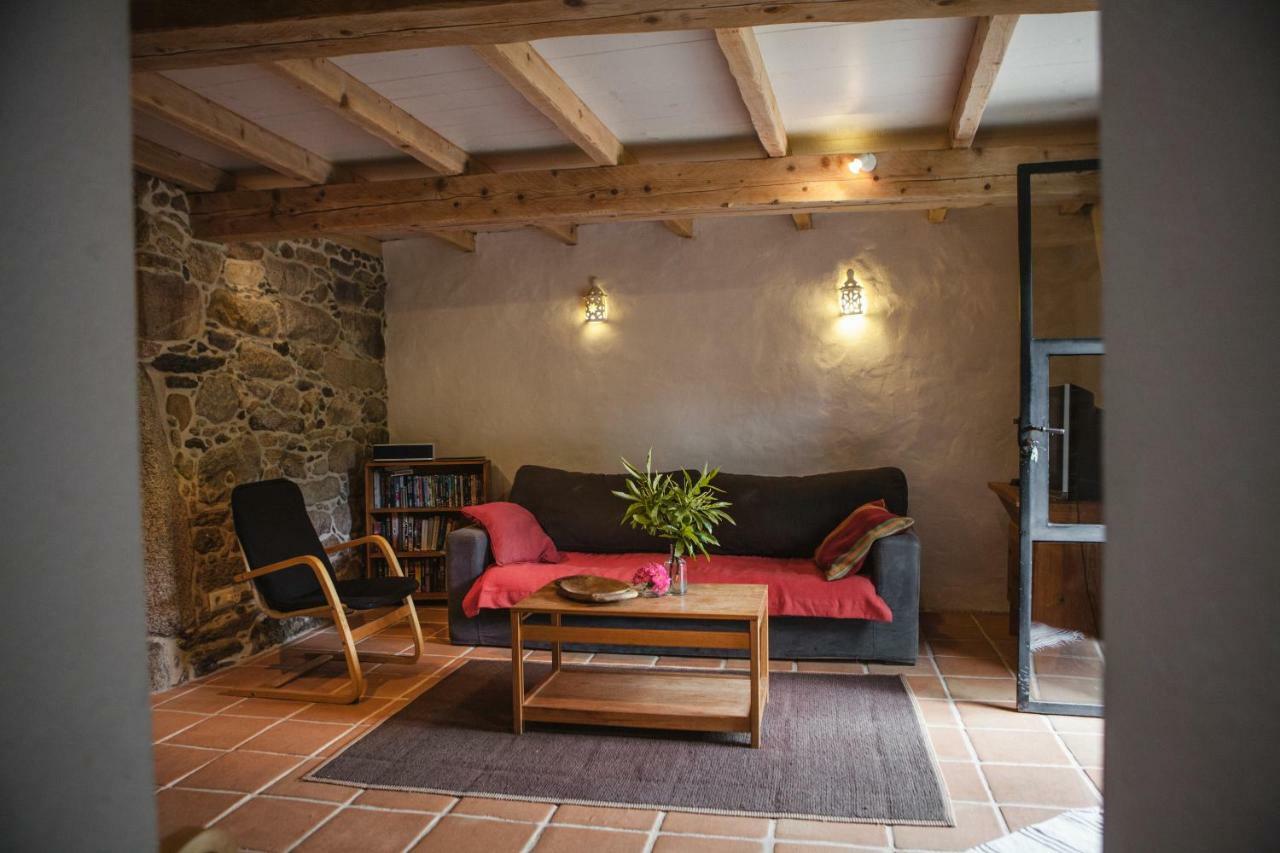 O Curralino Guest House Vilacoba Luaran gambar