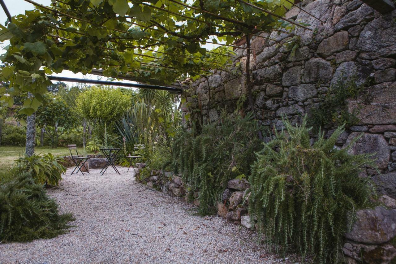 O Curralino Guest House Vilacoba Luaran gambar